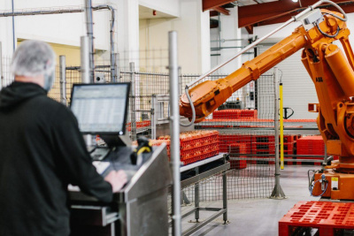 ONE and SMAS launch food and drink manufacturing 4.0 academy